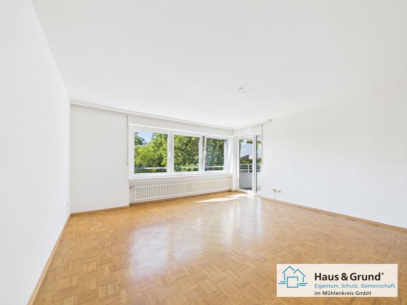 Helle 3-ZKB mit Balkon in attraktiver Glacisnähe